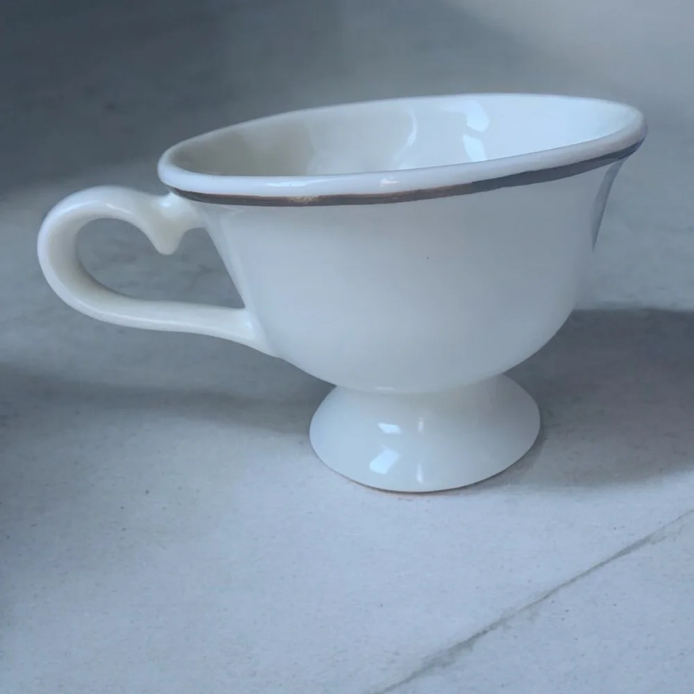 Baileys 1996 Limited Edition Winking MR. Baileys Irish Cream Cup Mug Coffee Cup - Picture 4 of 5